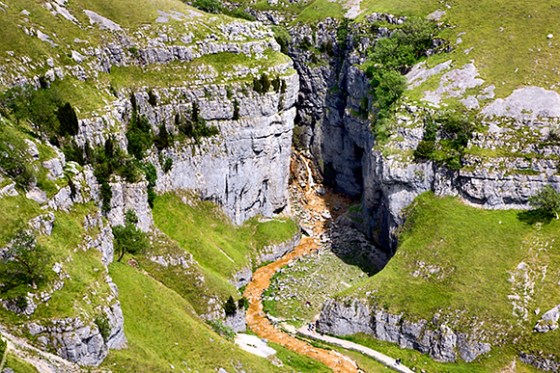 Gordale Scar, Malhamdale, Yorkshire Dales, England